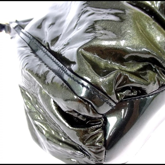 Gucci Enamel Canvas Shoulder Bag - Picture 7 of 8